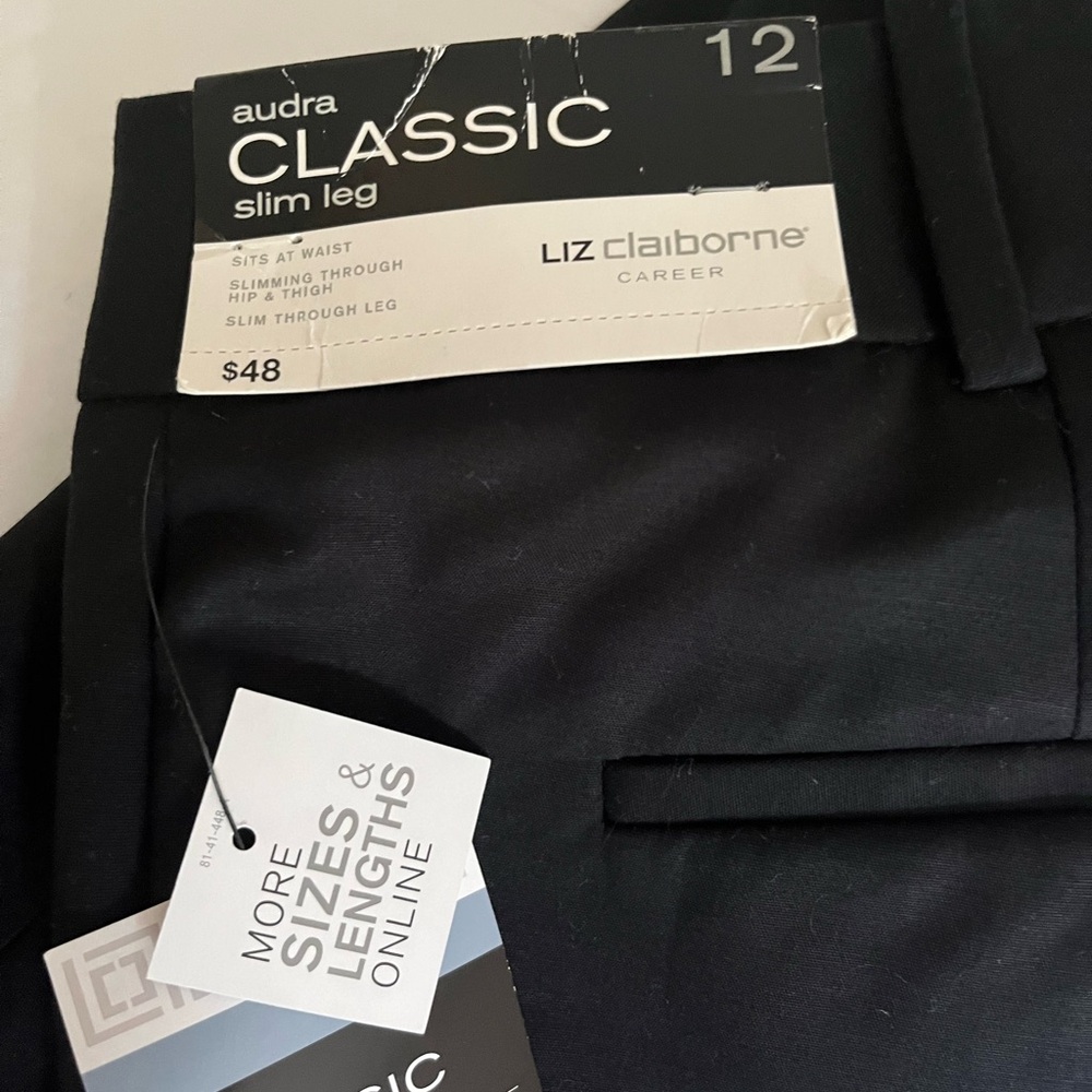 NWT Liz Claiborne slim leg work pants! - Picture 3 of 5